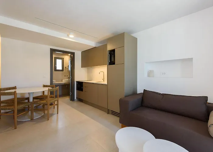 Azure Feriehus Naousa