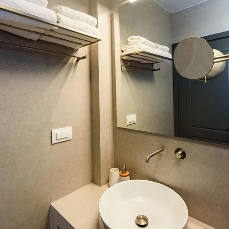 Azure Naousa (Paros)